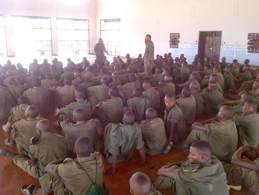 RDC : Sept personnels militaires féminins renvoyés du centre d’instruction de Kitona renvoyés pour grossesse et ivresse …