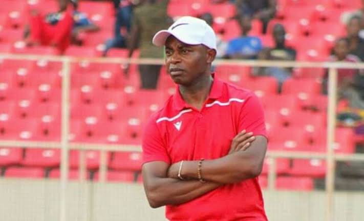 Football : Isaac Ngata promu au poste d’entraineur adjoint des Diables Rou…
